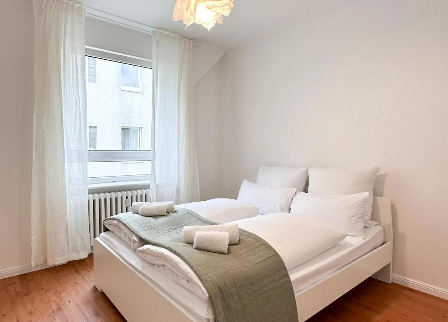 Nook Design-Apartments Mit Kueche, Duschbad, Neben U-Bahn Station Aber Ruhig Gelegen Berlín Apartamento