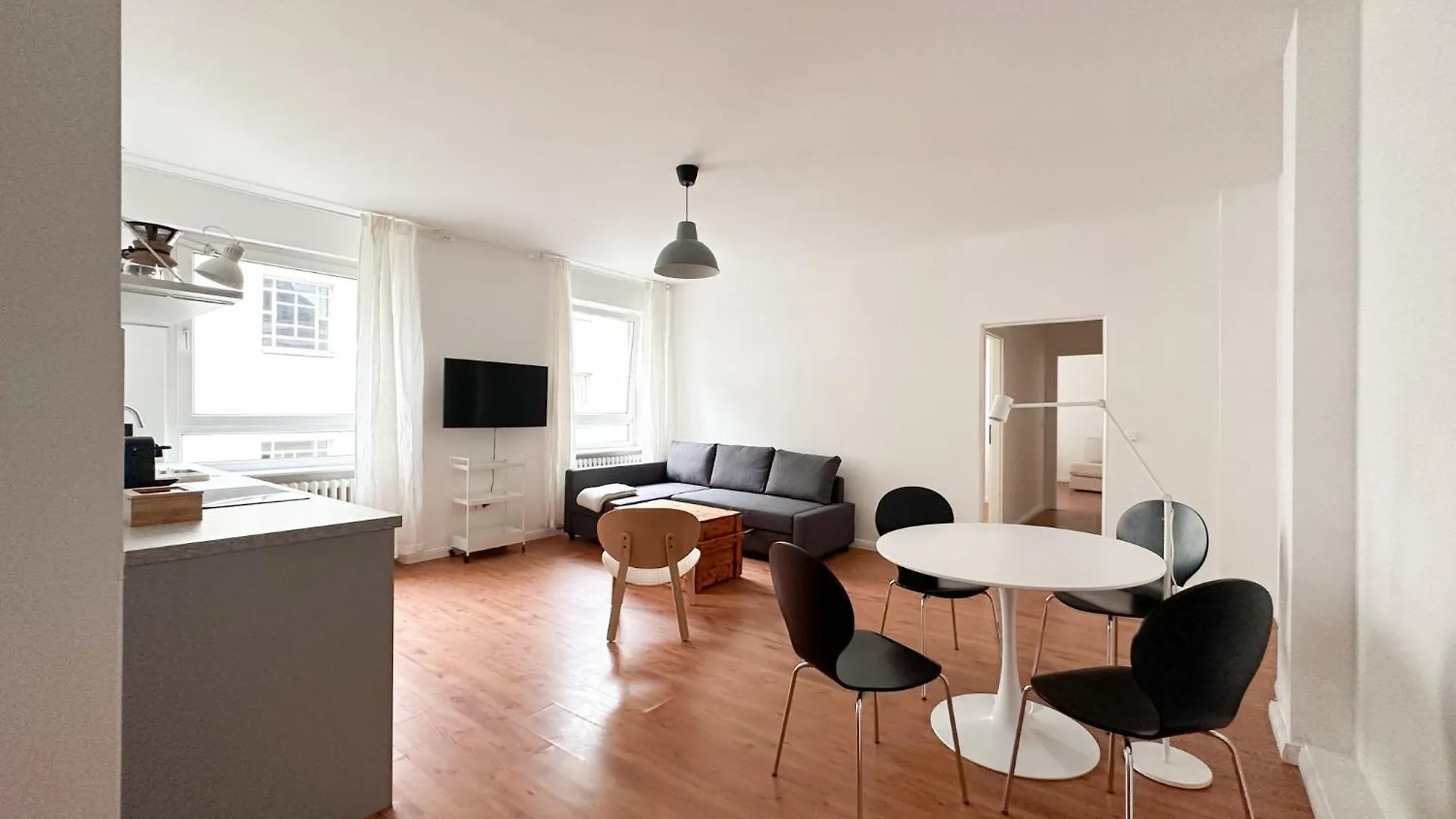 Nook Design-Apartments Mit Kueche, Duschbad, Neben U-Bahn Station Aber Ruhig Gelegen ベルリン 0*,  ドイツ